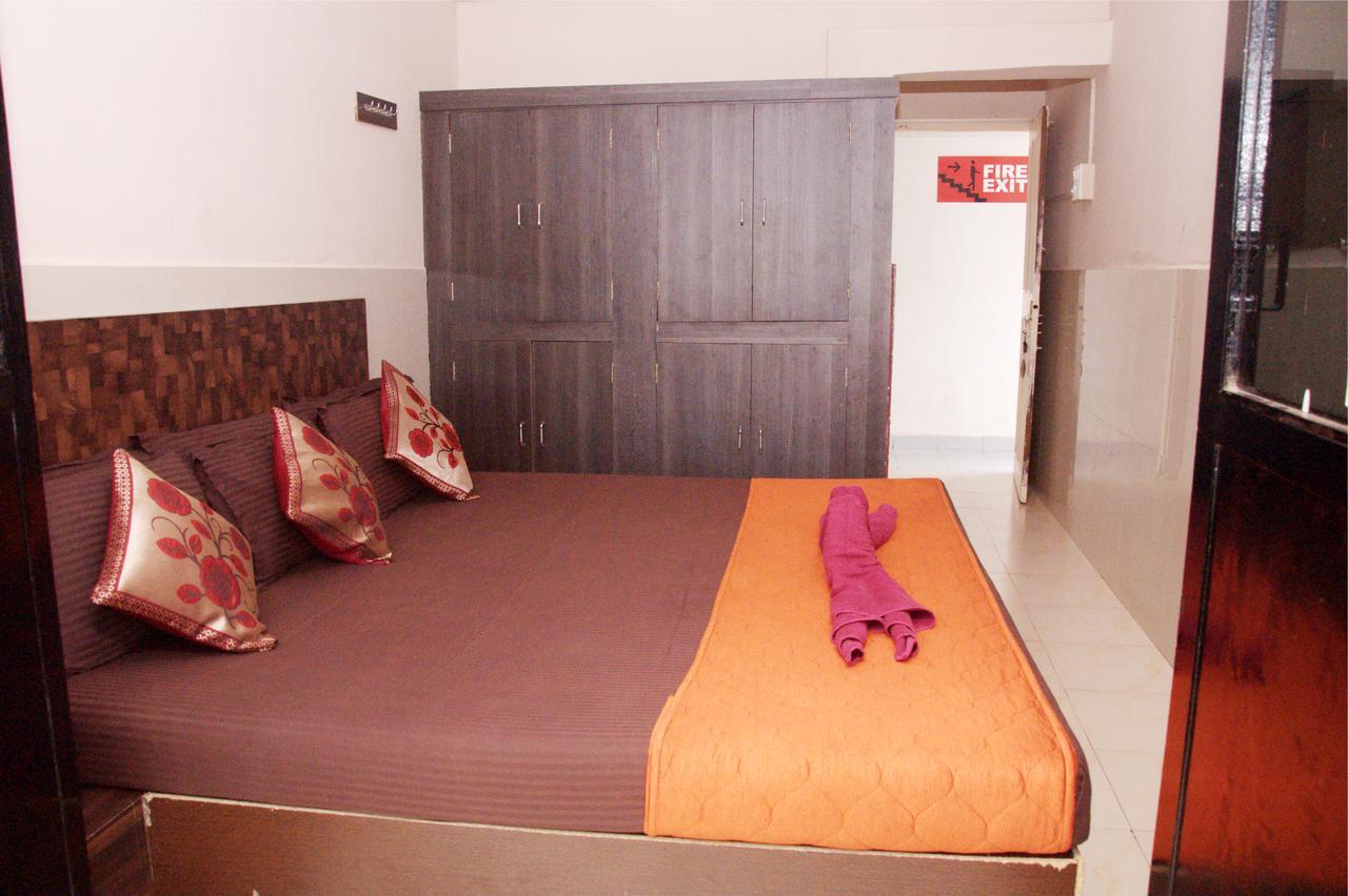 Travo Suites Panjim Panadzsi Kültér fotó