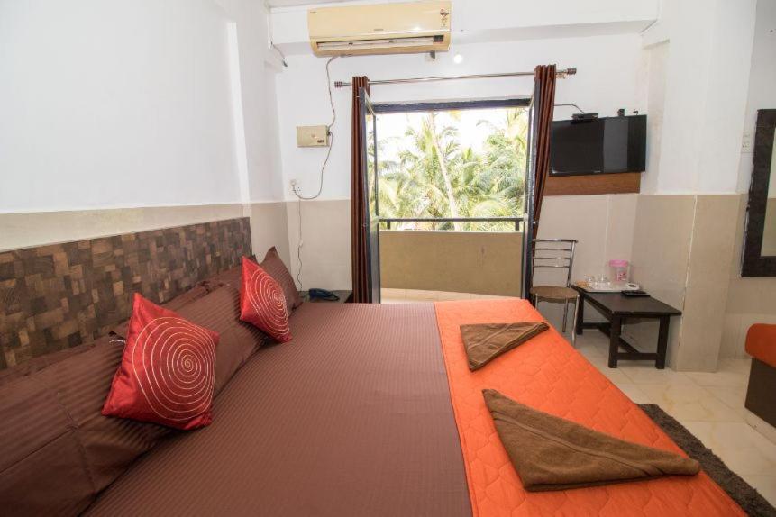 Travo Suites Panjim Panadzsi Kültér fotó