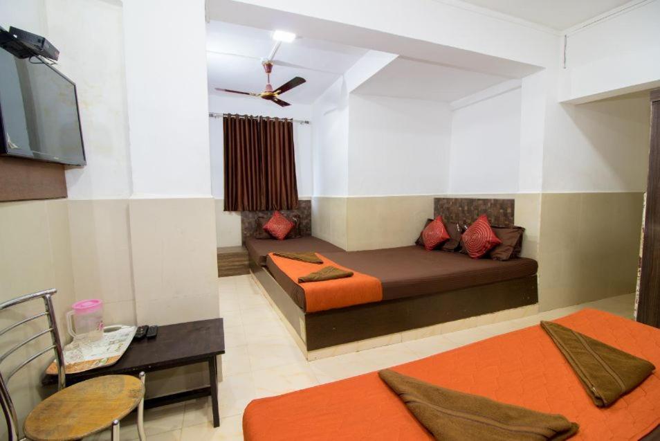 Travo Suites Panjim Panadzsi Kültér fotó