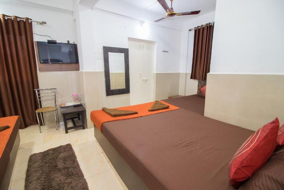 Travo Suites Panjim Panadzsi Kültér fotó