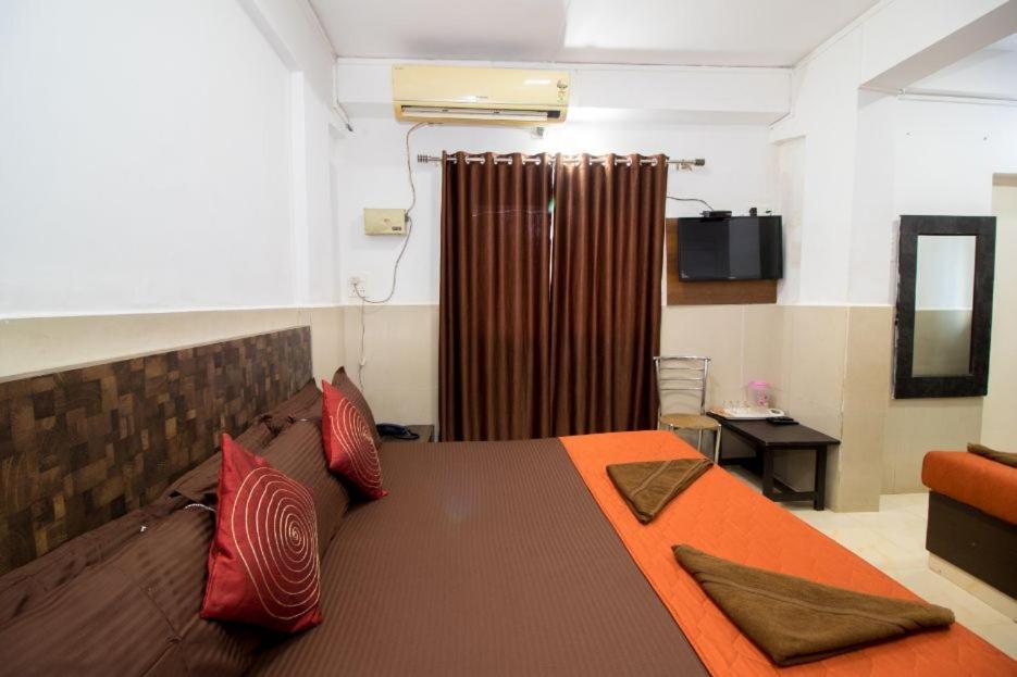 Travo Suites Panjim Panadzsi Kültér fotó